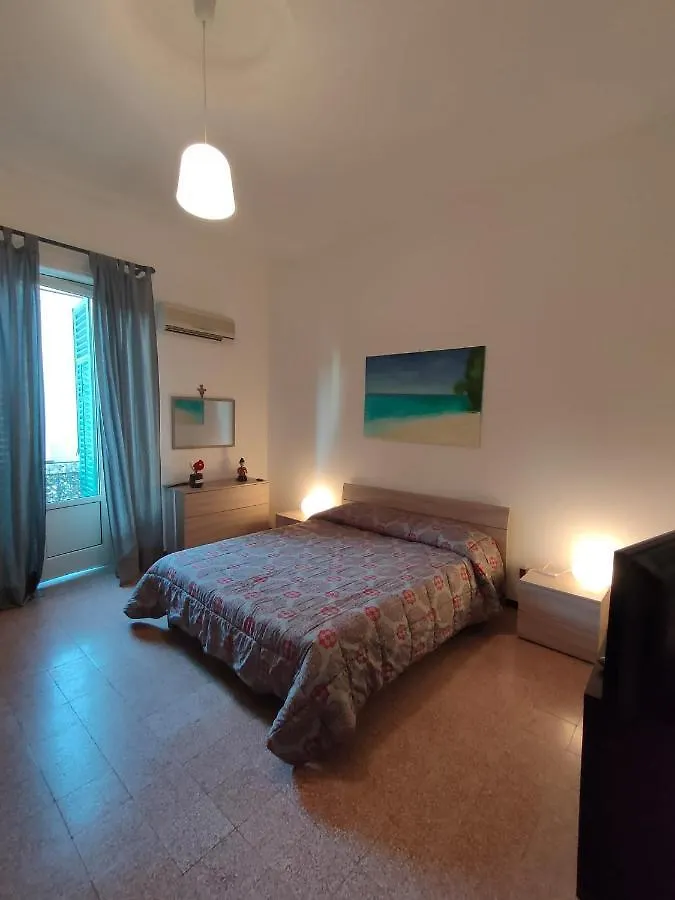 Lili House Apartman Palermo Olaszország